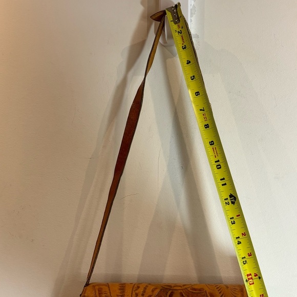 TOOLED Leather Shoulder Multiple Pockets and Inner Utility Pockets Handmade Bag - Picture 6 of 16